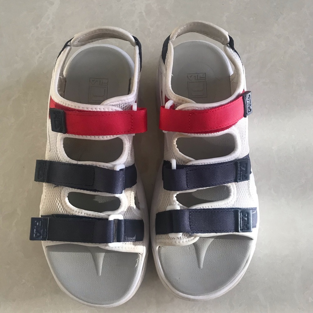 Fila Disruptor Sandals size 9
